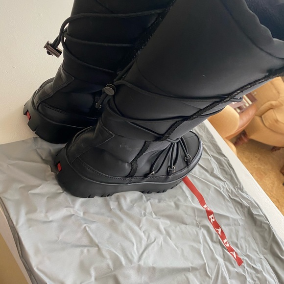 Prada snow boots - Picture 2 of 7
